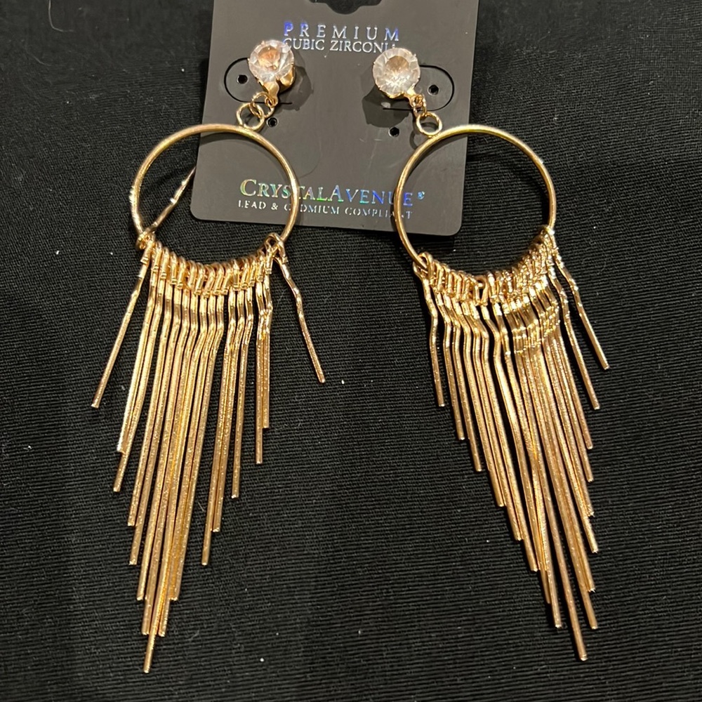 GOLD AND RHINESTONE EARRINGS